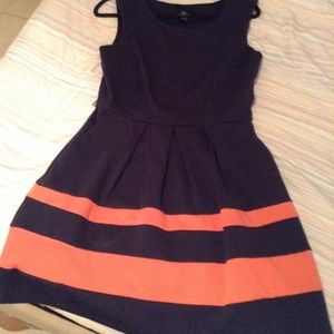 LN San Fransisco navy blue dress